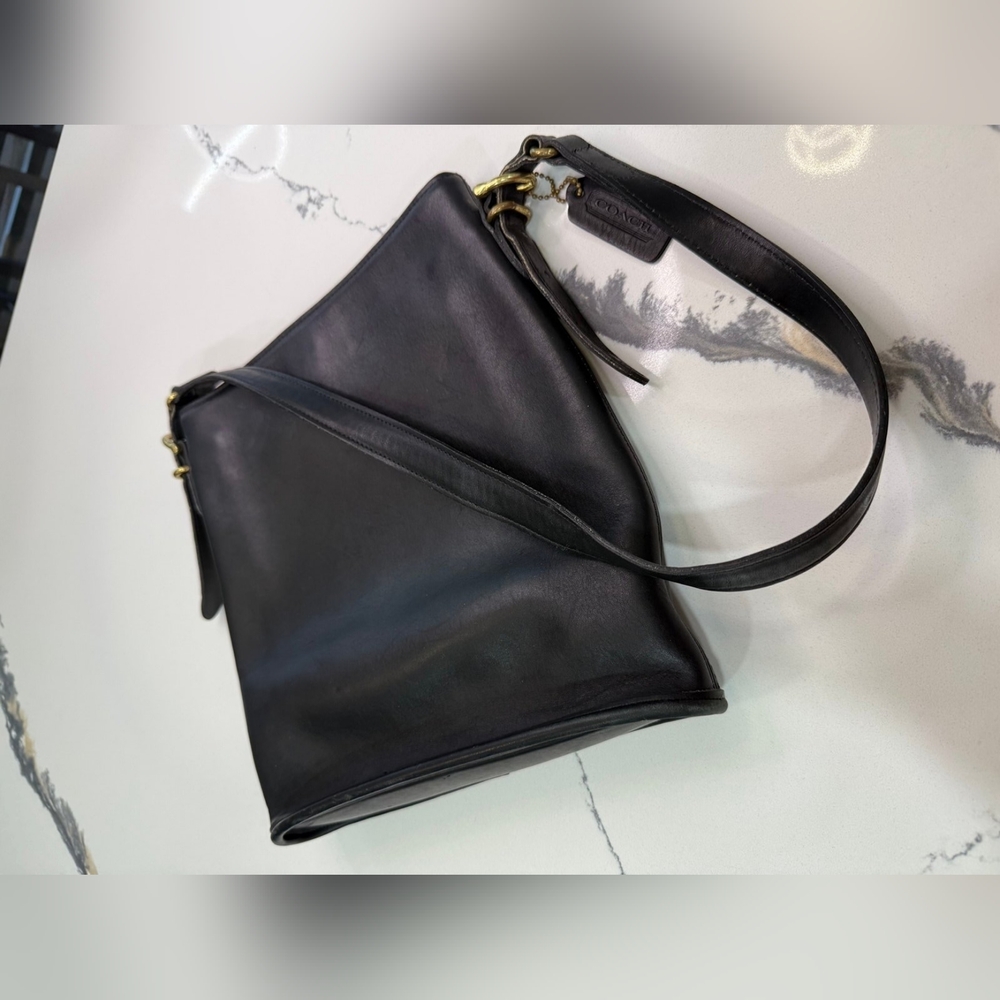 Authentic Vintage Coach Maggie Boho Bucket Bag, Calfskin Leather. Excel. Cond.